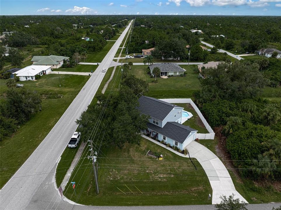 Active With Contract: $369,000 (4 beds, 2 baths, 2096 Square Feet)