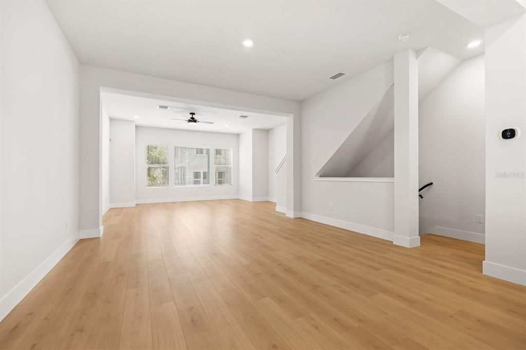 For Rent: $3,650 (3 beds, 3 baths, 1925 Square Feet)