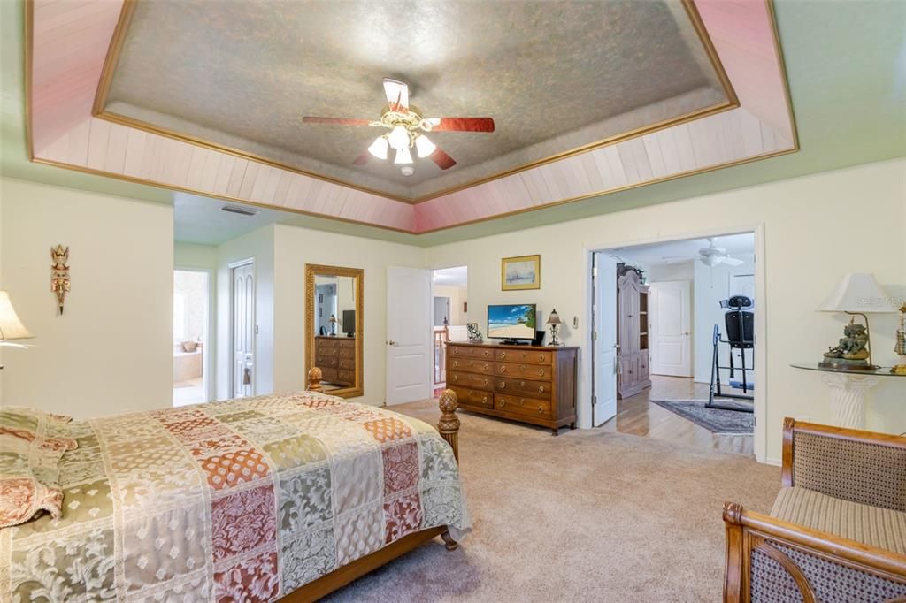 На продажу: $1,499,000 (5 спален, 3 ванн, 4697 Квадратных фут)