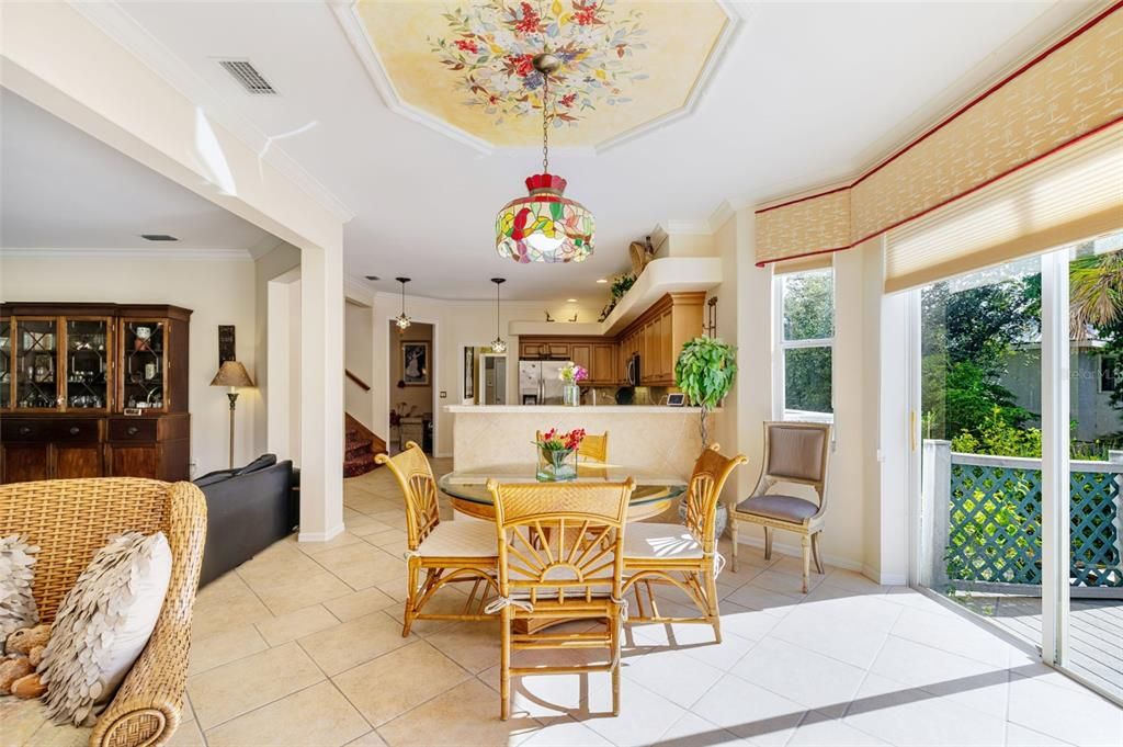 На продажу: $1,499,000 (5 спален, 3 ванн, 4697 Квадратных фут)