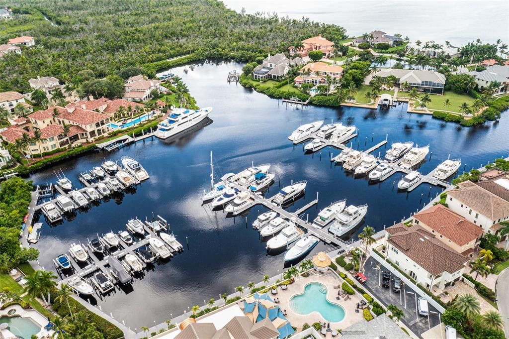 На продажу: $1,499,000 (5 спален, 3 ванн, 4697 Квадратных фут)