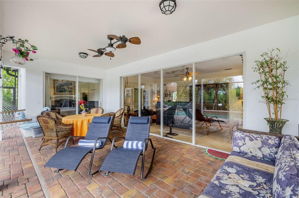 На продажу: $1,499,000 (5 спален, 3 ванн, 4697 Квадратных фут)