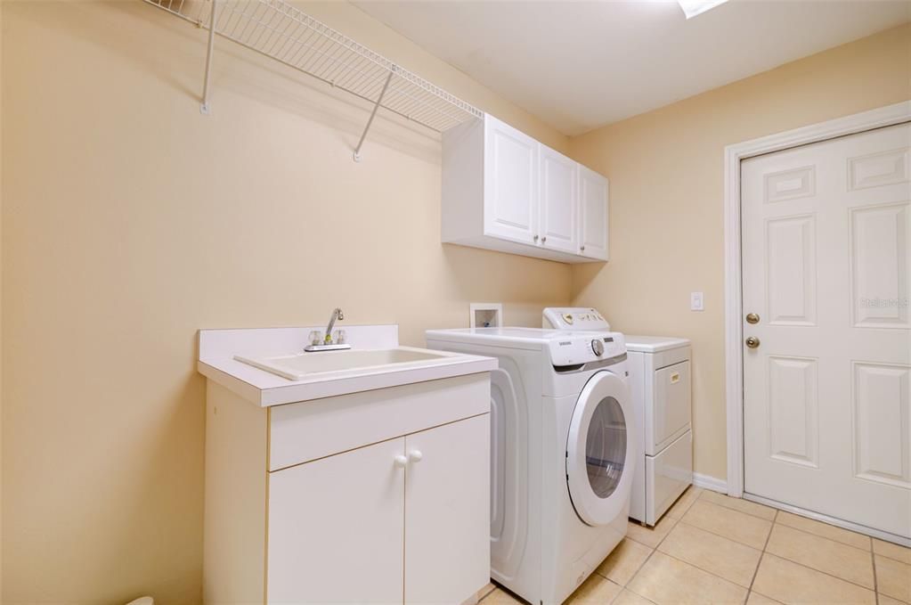 На продажу: $1,499,000 (5 спален, 3 ванн, 4697 Квадратных фут)