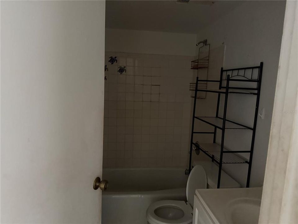 待售: $210,000 (2 贝兹, 2 浴室, 1110 平方英尺)