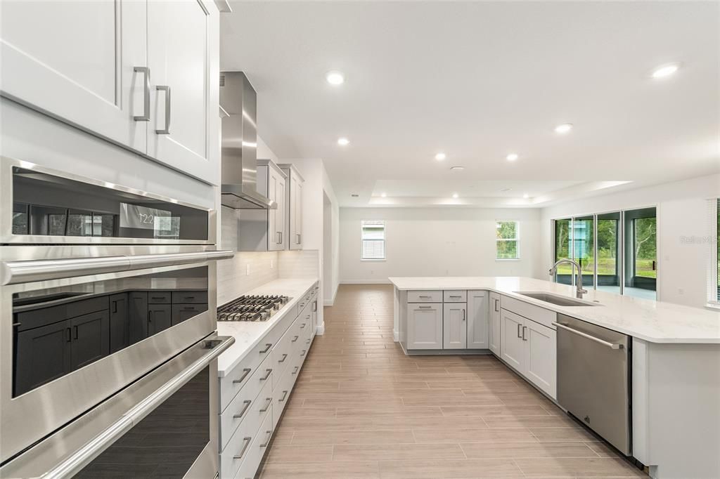 待售: $459,000 (2 贝兹, 2 浴室, 2493 平方英尺)