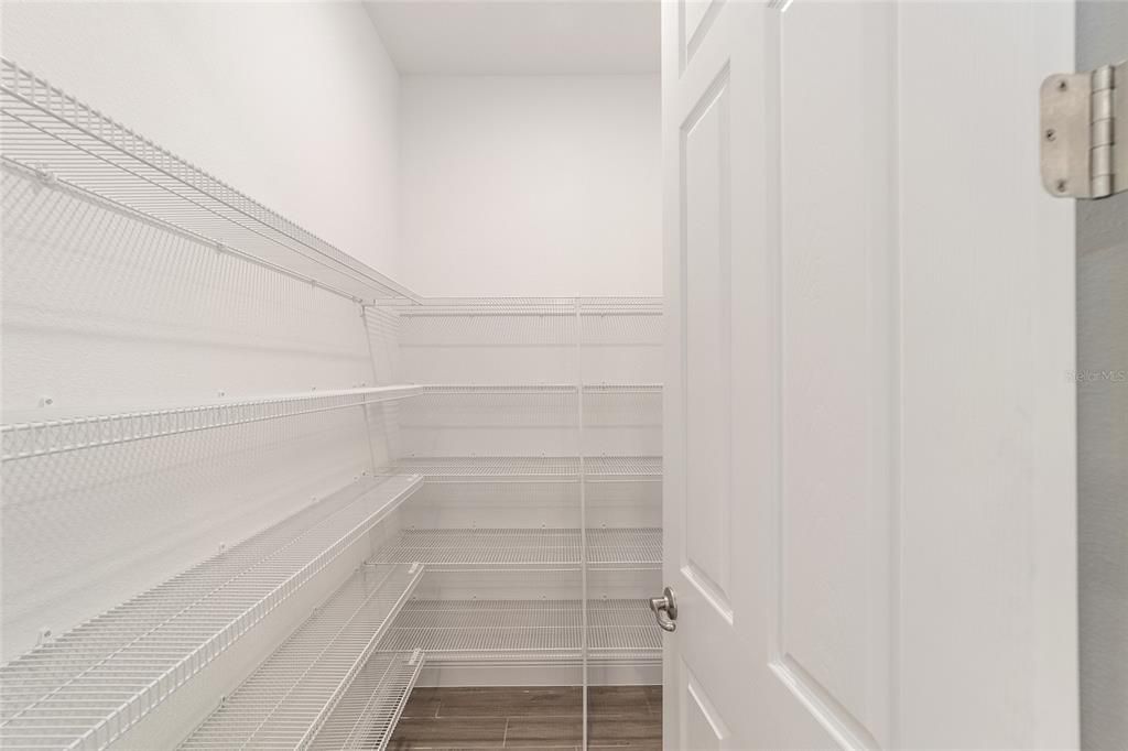 待售: $459,000 (2 贝兹, 2 浴室, 2493 平方英尺)