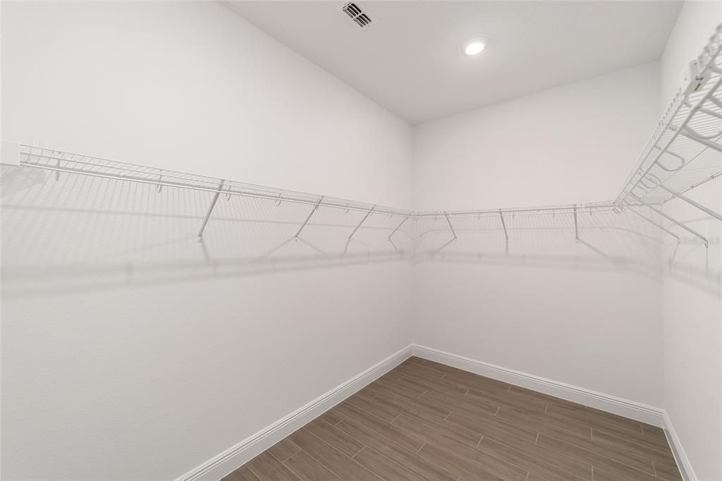 待售: $459,000 (2 贝兹, 2 浴室, 2493 平方英尺)