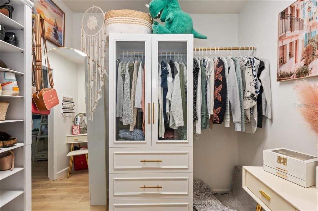 На продажу: $749,999 (4 спален, 3 ванн, 2597 Квадратных фут)