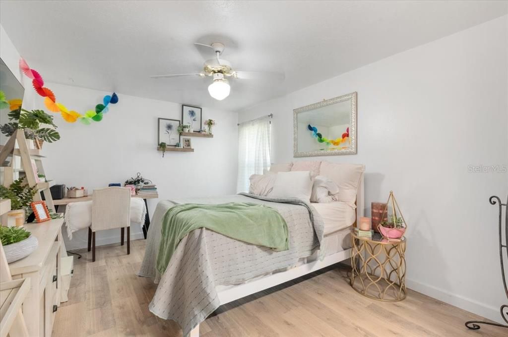 На продажу: $749,999 (4 спален, 3 ванн, 2597 Квадратных фут)