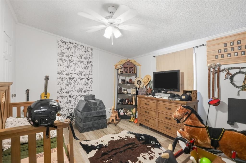 For Sale: $376,000 (3 beds, 2 baths, 1458 Square Feet)