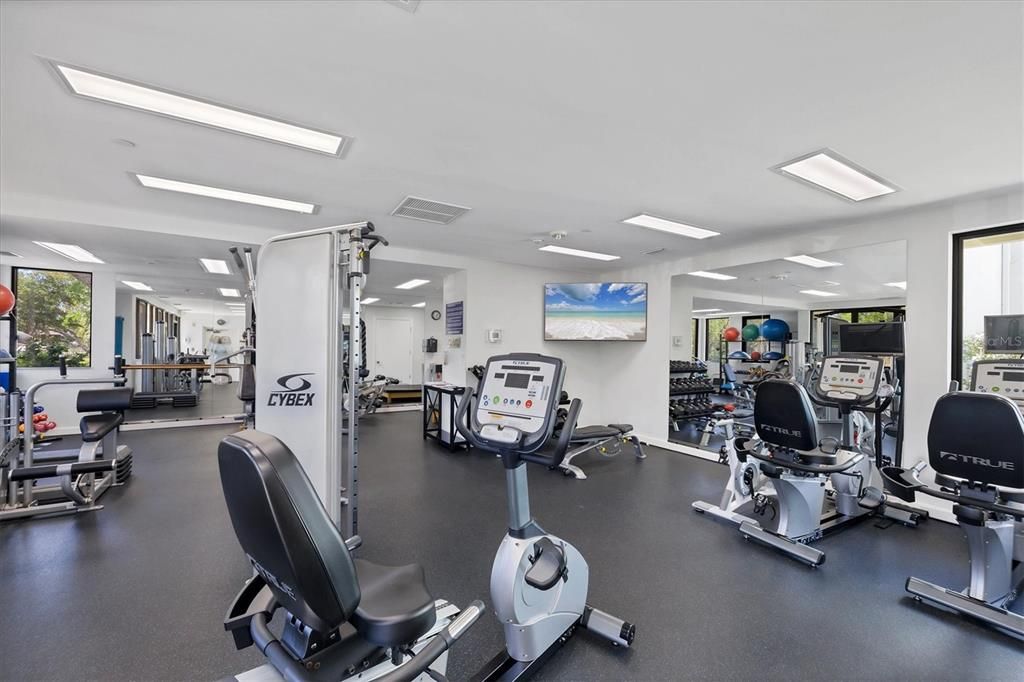 待售: $620,000 (2 贝兹, 2 浴室, 1590 平方英尺)