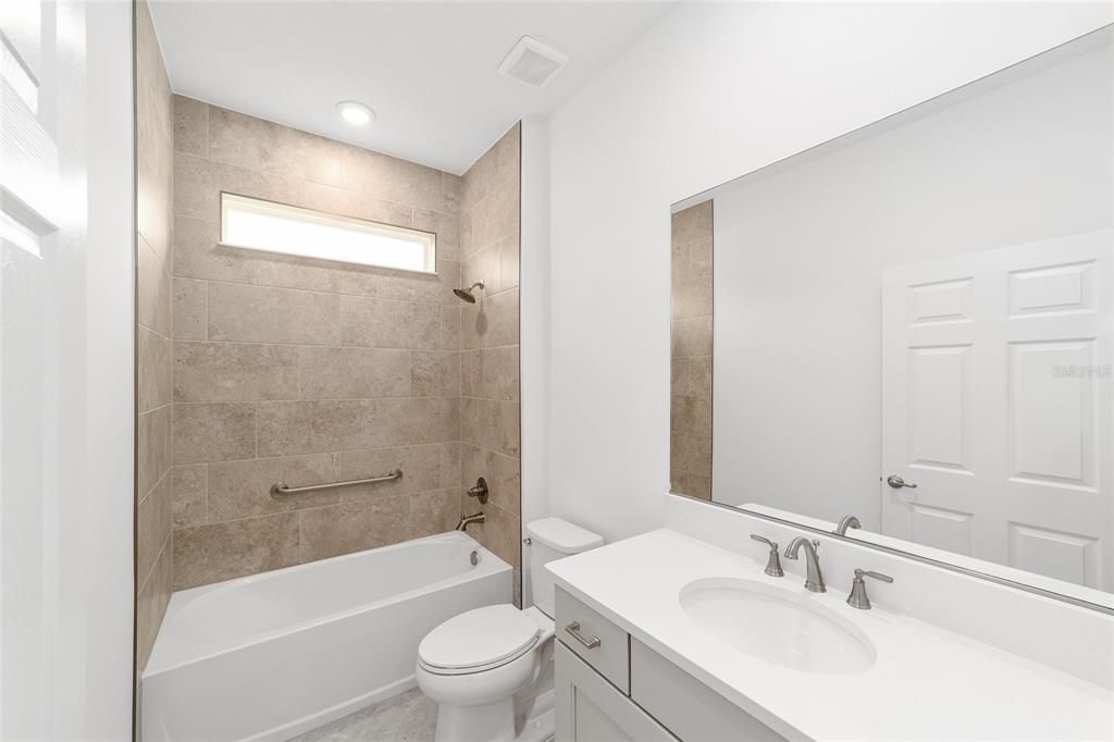 Active With Contract: $355,000 (3 beds, 2 baths, 1967 Square Feet)