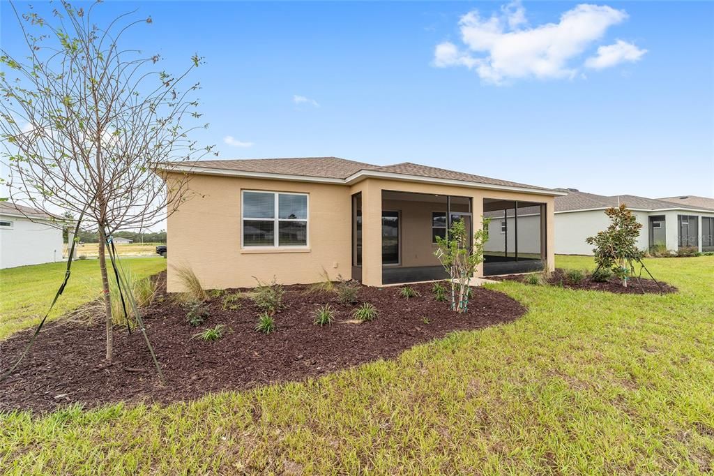 Active With Contract: $355,000 (3 beds, 2 baths, 1967 Square Feet)