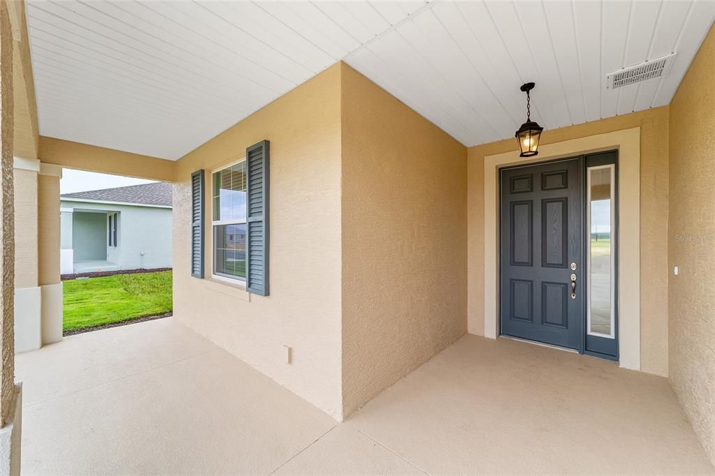 Active With Contract: $355,000 (3 beds, 2 baths, 1967 Square Feet)