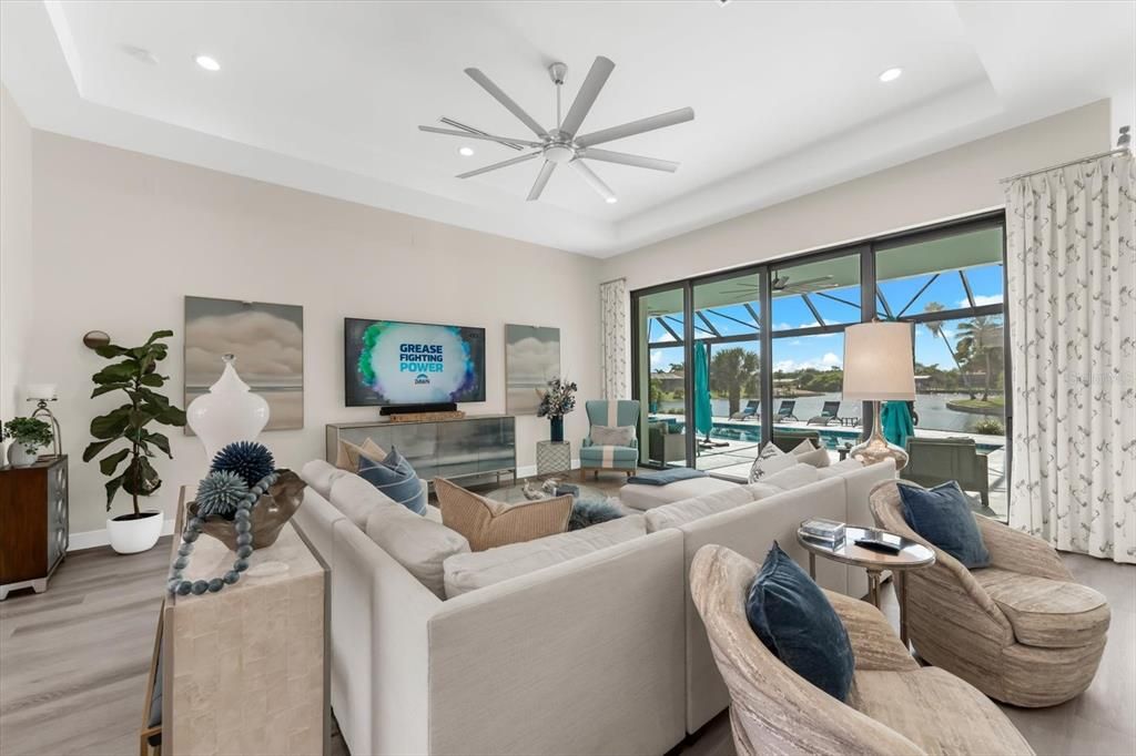 На продажу: $1,324,000 (3 спален, 3 ванн, 2836 Квадратных фут)