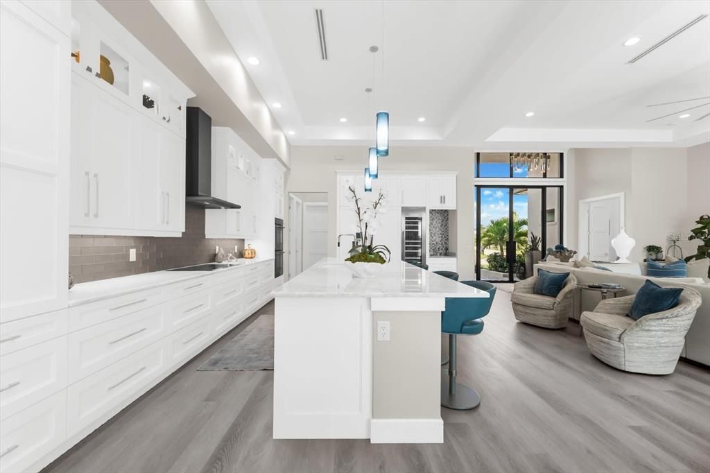 На продажу: $1,324,000 (3 спален, 3 ванн, 2836 Квадратных фут)