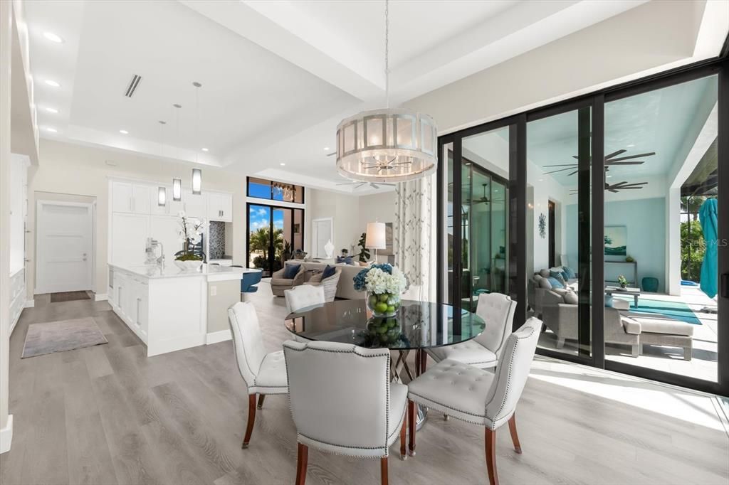 На продажу: $1,324,000 (3 спален, 3 ванн, 2836 Квадратных фут)