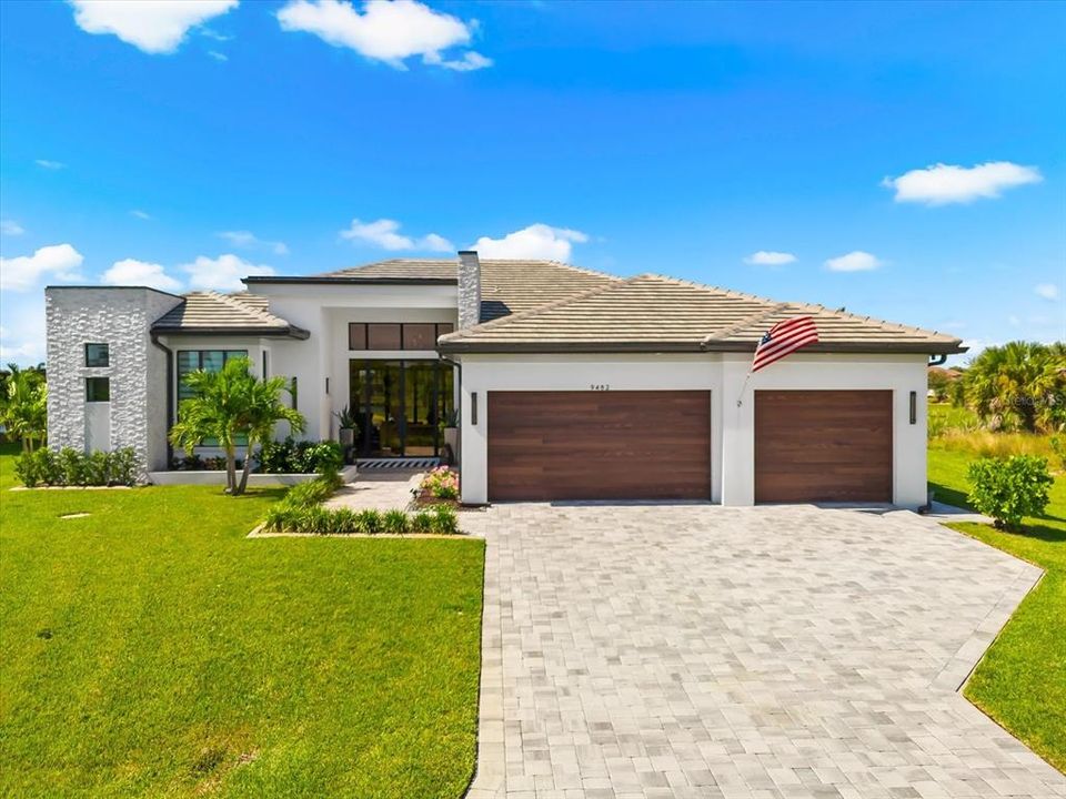 На продажу: $1,324,000 (3 спален, 3 ванн, 2836 Квадратных фут)