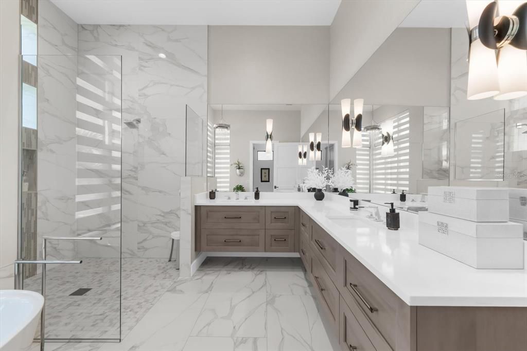 На продажу: $1,324,000 (3 спален, 3 ванн, 2836 Квадратных фут)