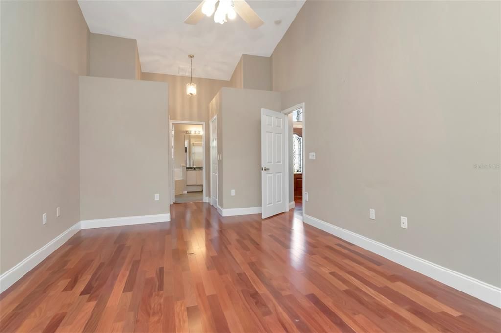 For Sale: $499,000 (3 beds, 2 baths, 2107 Square Feet)