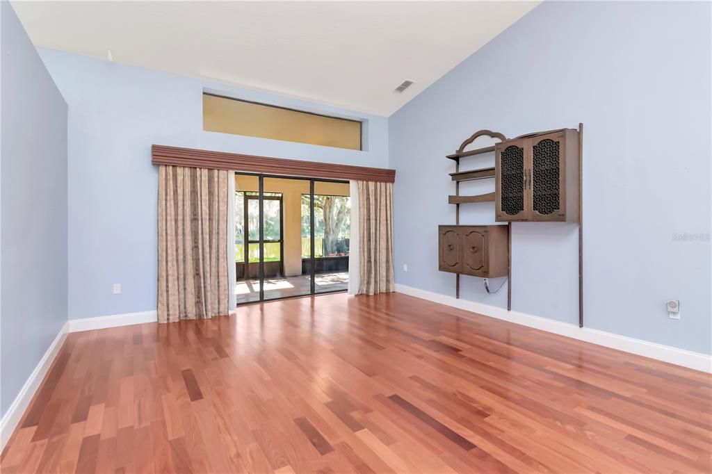 For Sale: $499,000 (3 beds, 2 baths, 2107 Square Feet)