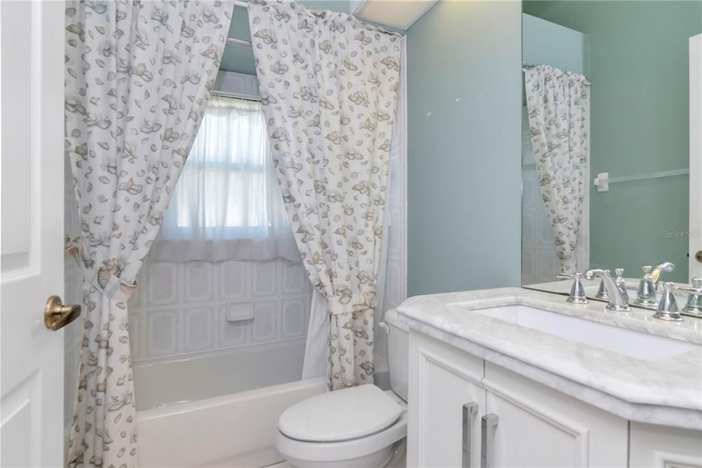 For Sale: $499,000 (3 beds, 2 baths, 2107 Square Feet)