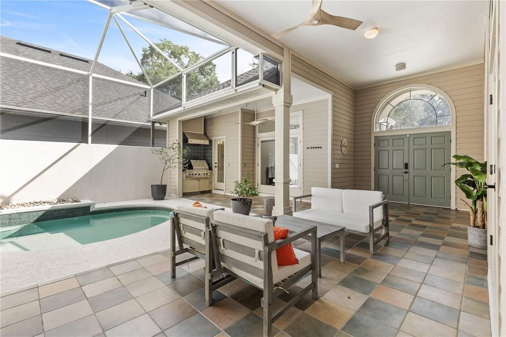 For Sale: $575,000 (3 beds, 3 baths, 2368 Square Feet)