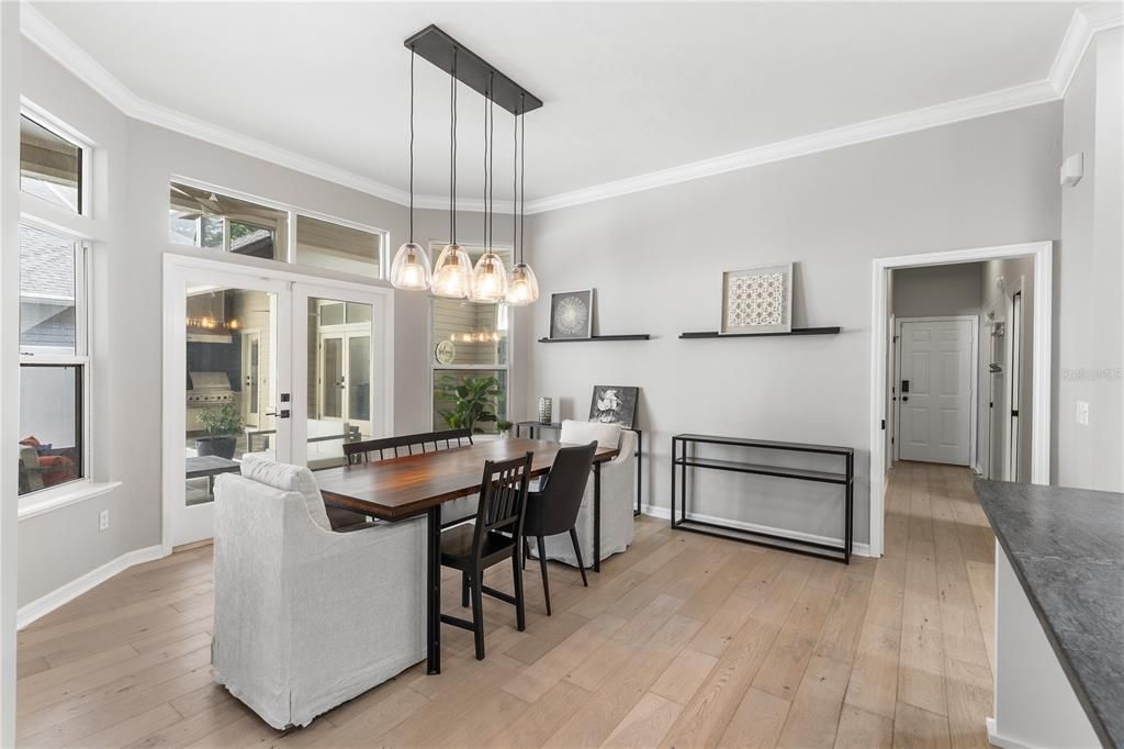 For Sale: $575,000 (3 beds, 3 baths, 2368 Square Feet)