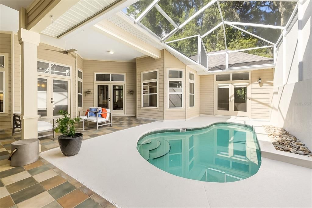 For Sale: $575,000 (3 beds, 3 baths, 2368 Square Feet)