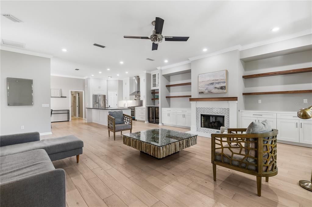 For Sale: $575,000 (3 beds, 3 baths, 2368 Square Feet)