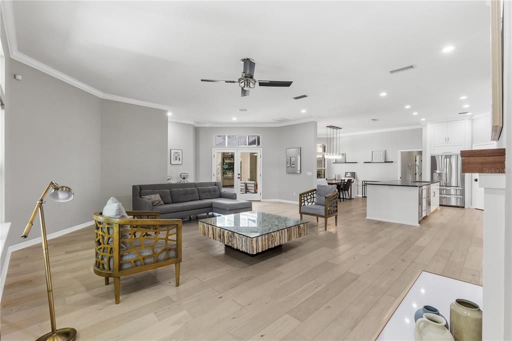 For Sale: $575,000 (3 beds, 3 baths, 2368 Square Feet)