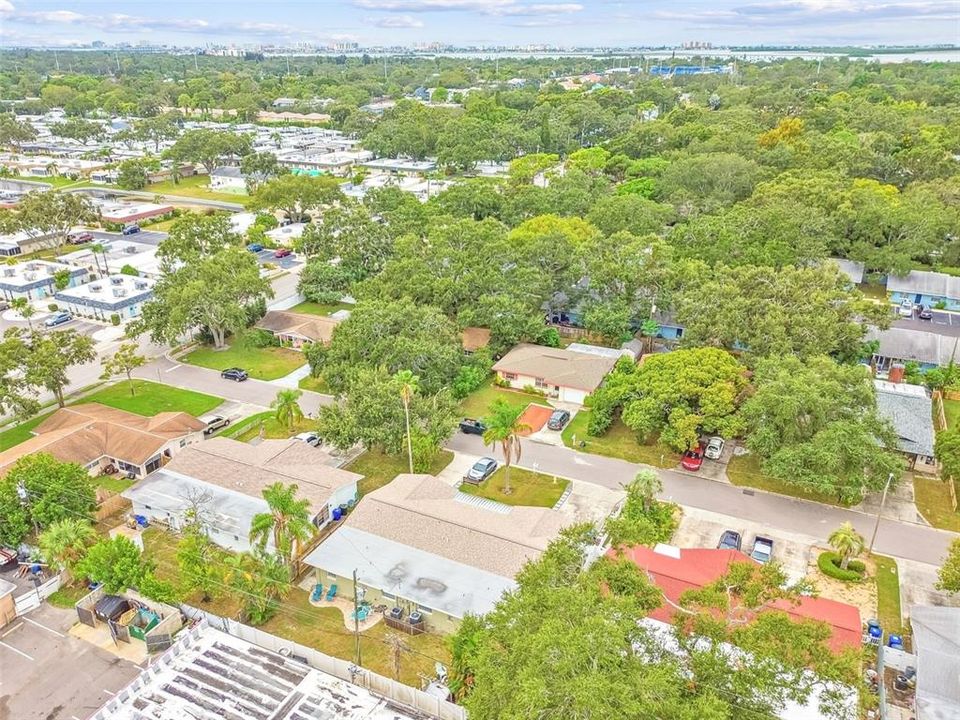 En Venta: $624,000 (4 camas, 0 baños, 2109 Pies cuadrados)