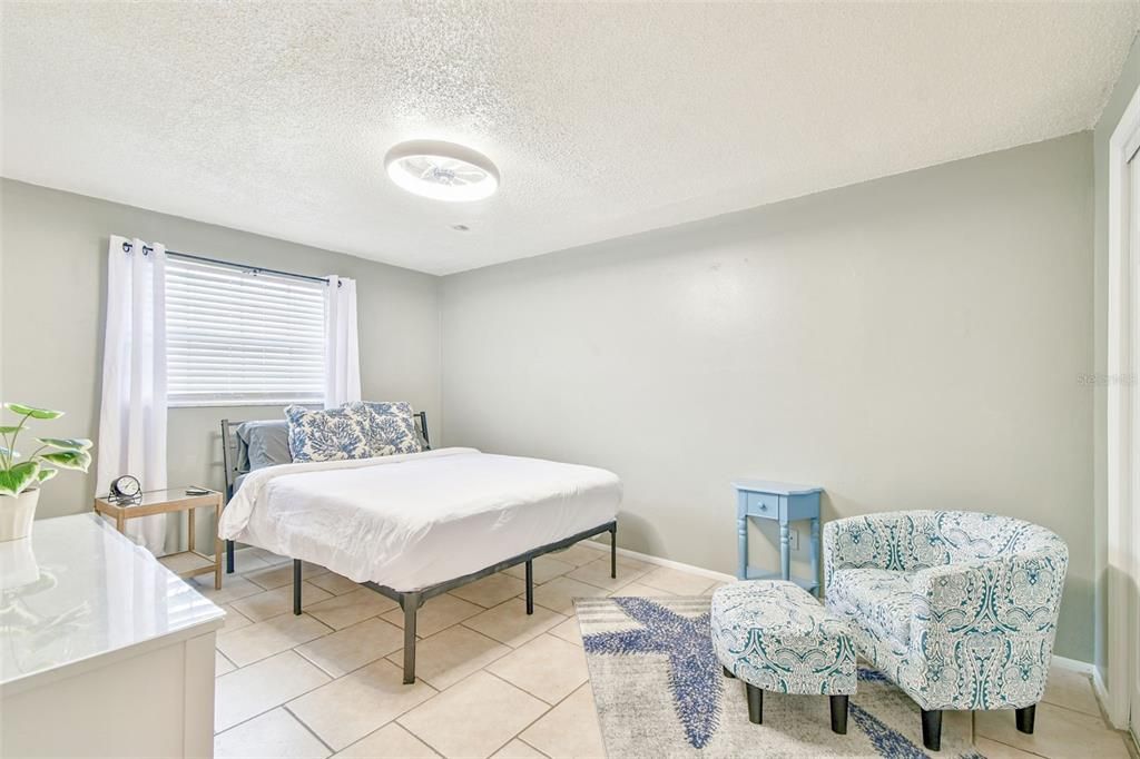 En Venta: $624,000 (4 camas, 0 baños, 2109 Pies cuadrados)