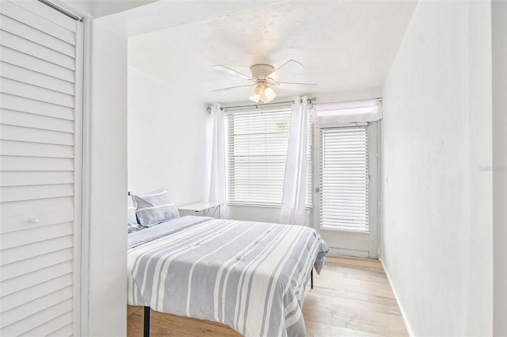 En Venta: $624,000 (4 camas, 0 baños, 2109 Pies cuadrados)