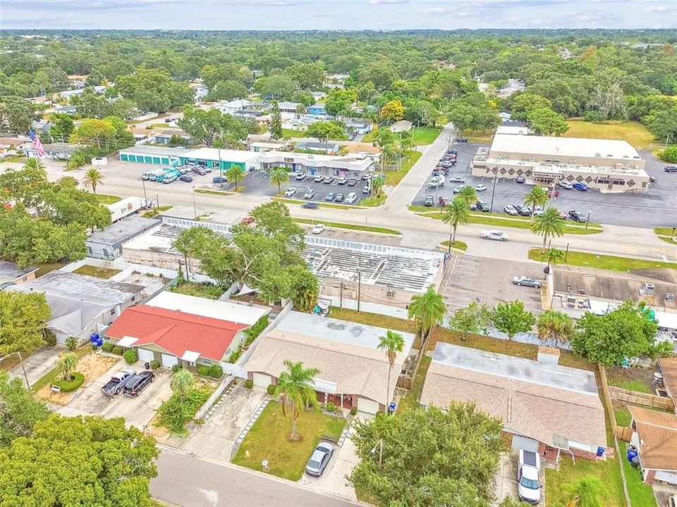 En Venta: $624,000 (4 camas, 0 baños, 2109 Pies cuadrados)