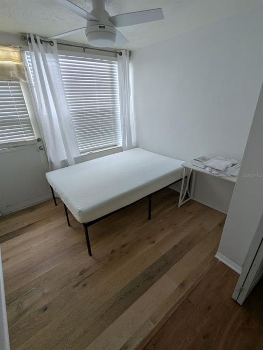 En Venta: $624,000 (4 camas, 0 baños, 2109 Pies cuadrados)