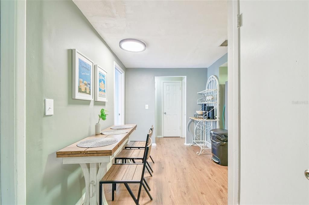 En Venta: $624,000 (4 camas, 0 baños, 2109 Pies cuadrados)