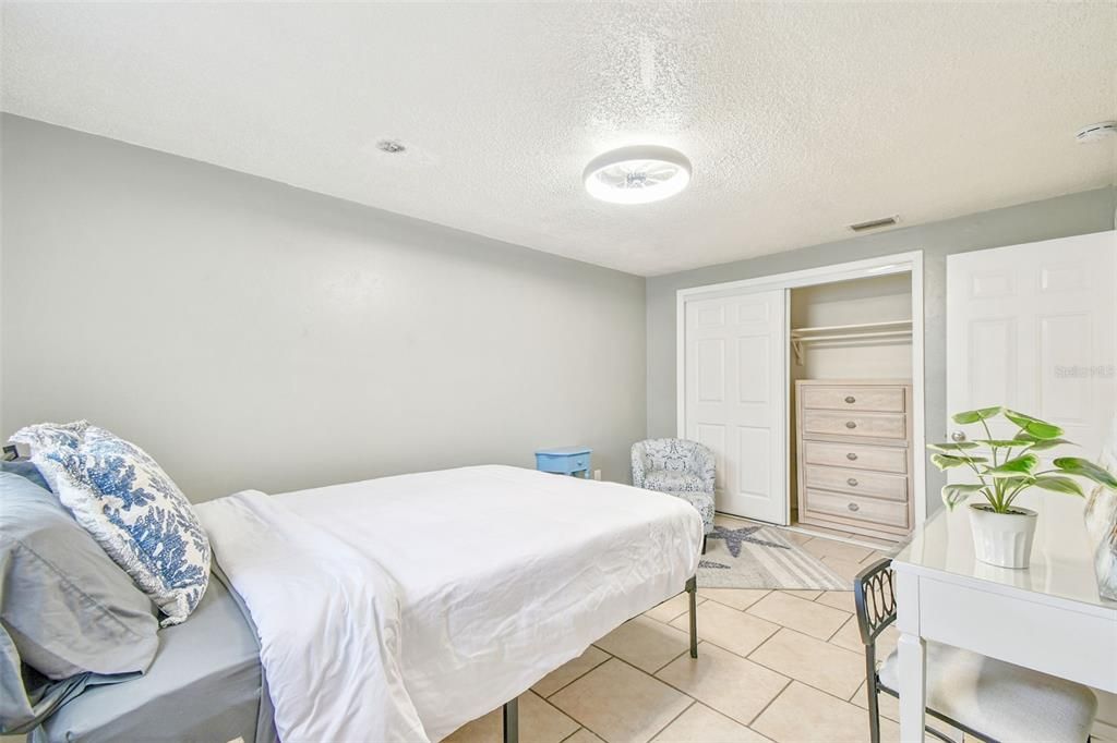 En Venta: $624,000 (4 camas, 0 baños, 2109 Pies cuadrados)