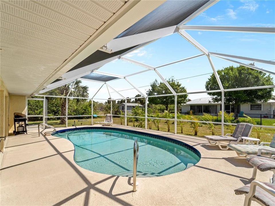 For Sale: $374,900 (3 beds, 2 baths, 2000 Square Feet)