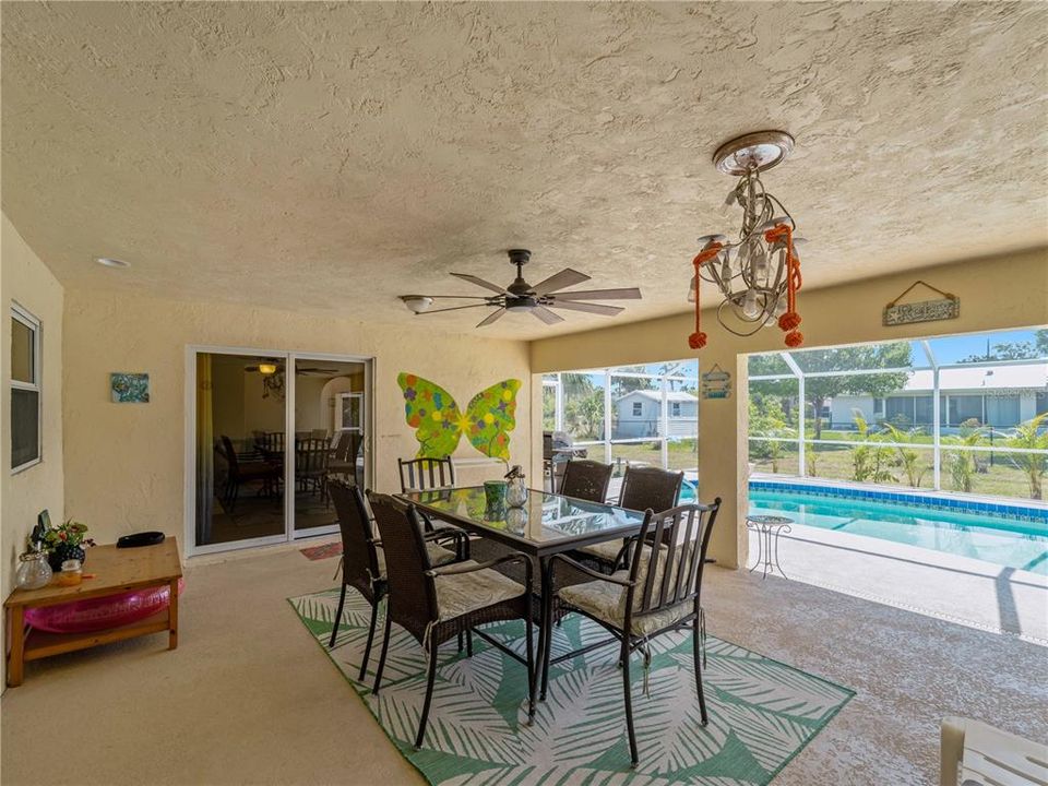 For Sale: $374,900 (3 beds, 2 baths, 2000 Square Feet)