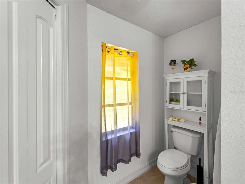 For Sale: $374,900 (3 beds, 2 baths, 2000 Square Feet)