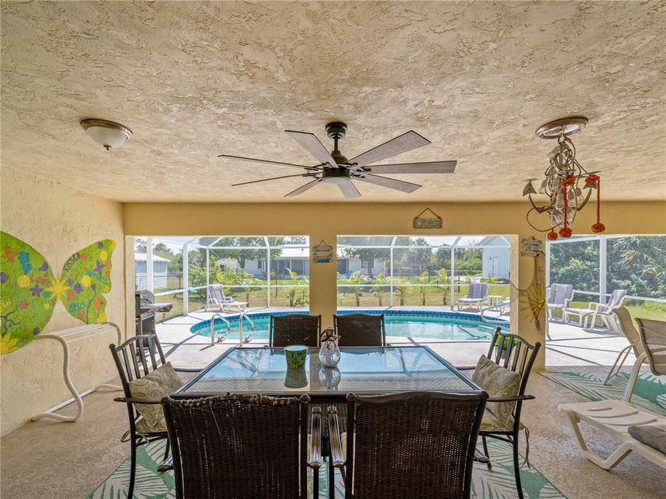 For Sale: $374,900 (3 beds, 2 baths, 2000 Square Feet)