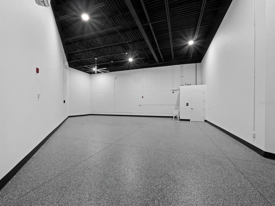 合同活跃: $749,000 (0 贝兹, 0 浴室, 1536 平方英尺)