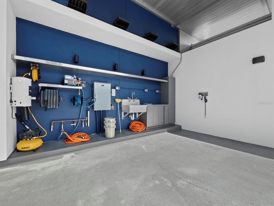 合同活跃: $749,000 (0 贝兹, 0 浴室, 1536 平方英尺)