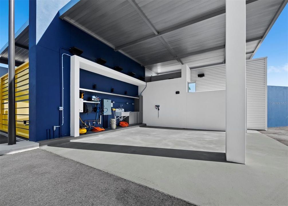 合同活跃: $749,000 (0 贝兹, 0 浴室, 1536 平方英尺)