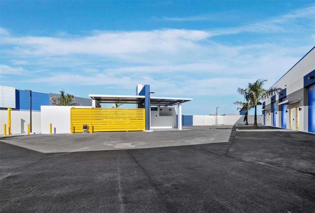 合同活跃: $749,000 (0 贝兹, 0 浴室, 1536 平方英尺)