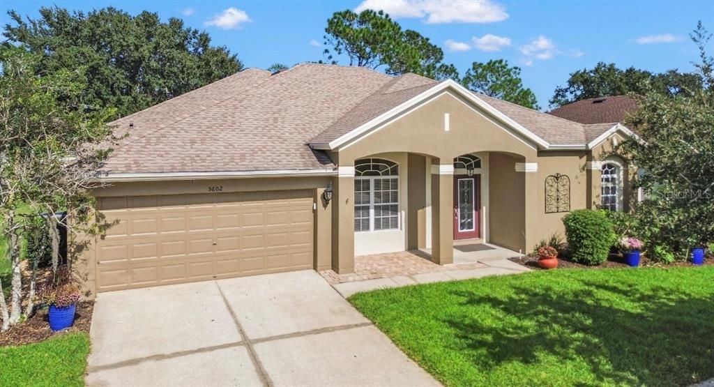 For Sale: $574,900 (4 beds, 3 baths, 3032 Square Feet)