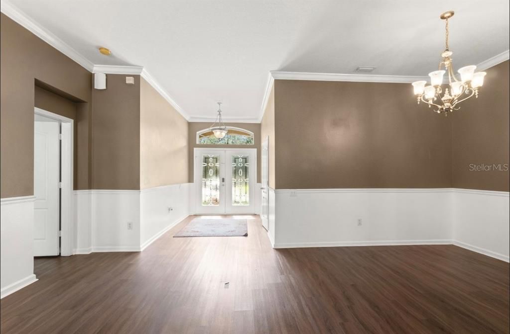 For Sale: $574,900 (4 beds, 3 baths, 3032 Square Feet)