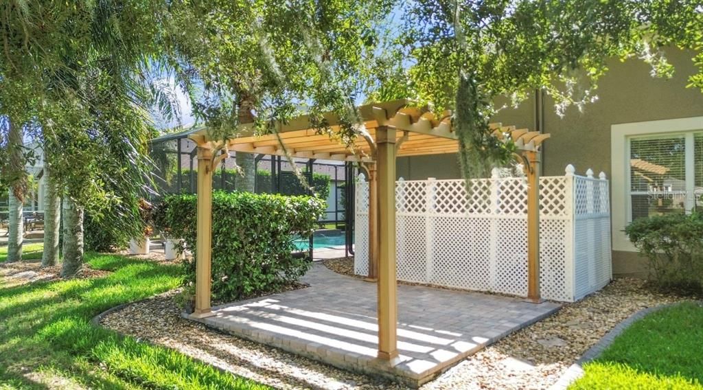 For Sale: $574,900 (4 beds, 3 baths, 3032 Square Feet)