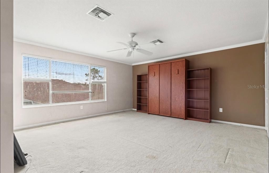 For Sale: $574,900 (4 beds, 3 baths, 3032 Square Feet)